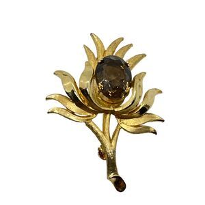 Brooks Scottish Thistle Brooch Pin Gold Tone Smkey Quartz Glass Signed Vintage